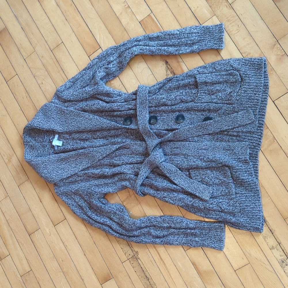 Women's M Old Navy cable knit long cardigan with waist tie and pockets